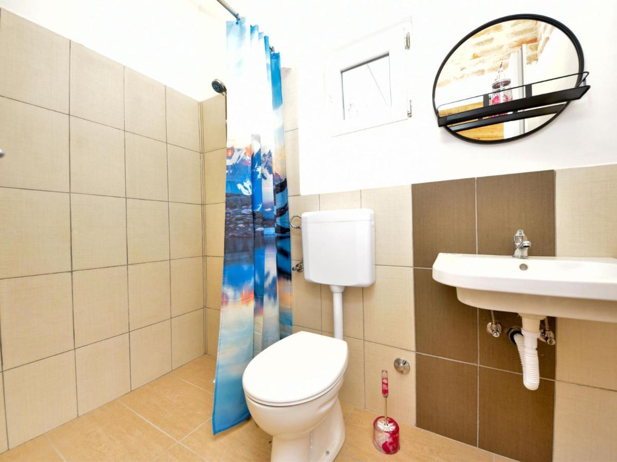 Holiday Home Frane Lisane Tinjske Dış mekan fotoğraf